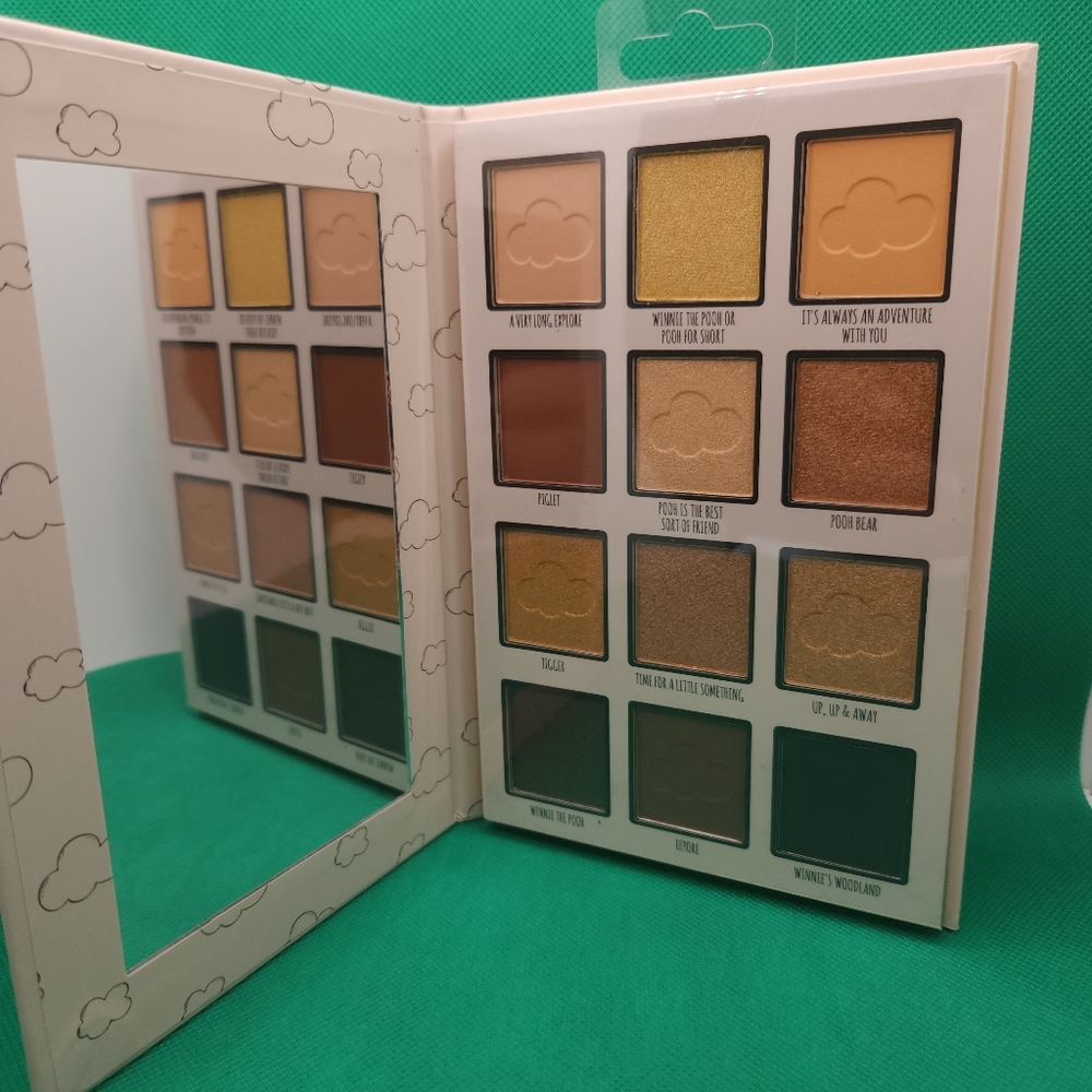 Disney Winnie The Pooh Eyeshadow Palette